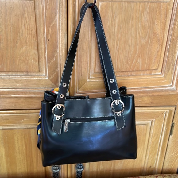 🌺 FREDERIC PARIS; Beautiful Black Leather Medium-Sized Handbag in GREAT Shape!! - Picture 7 of 16
